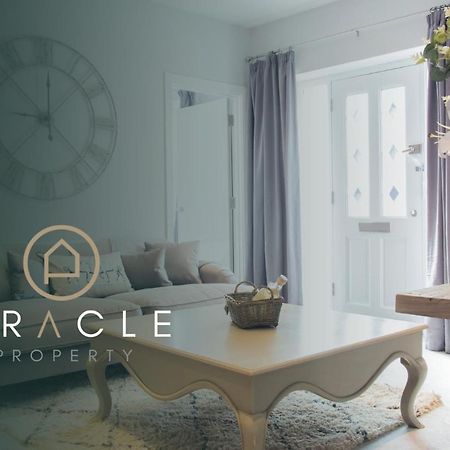 Modern Apartment With Free Parking And Wifi Stratford-upon-Avon Eksteriør bilde