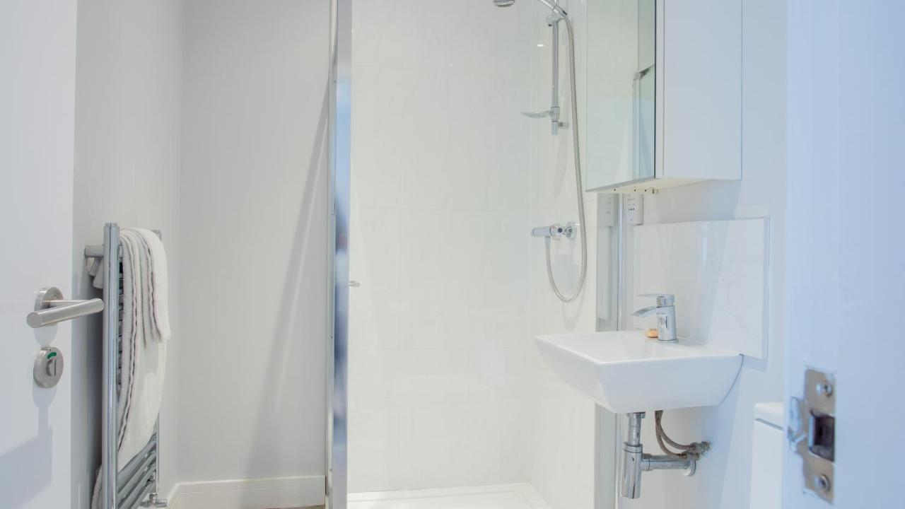 Modern Apartment With Free Parking And Wifi Stratford-upon-Avon Eksteriør bilde