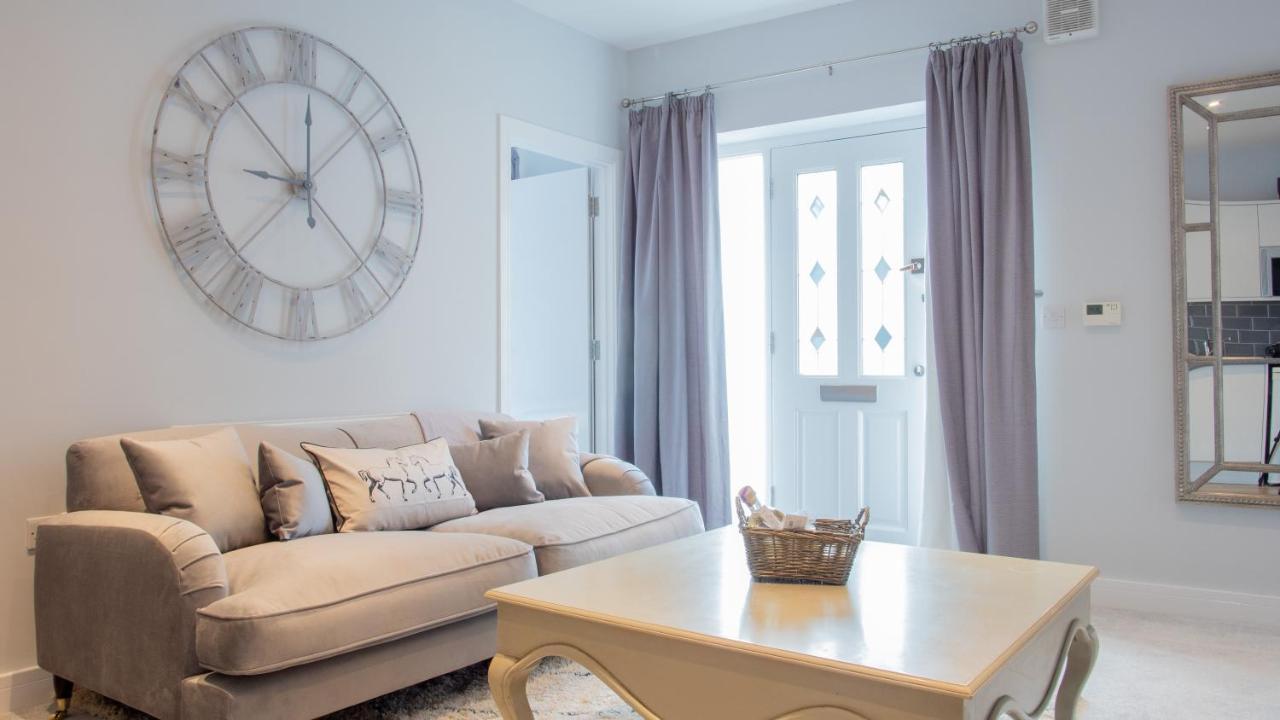 Modern Apartment With Free Parking And Wifi Stratford-upon-Avon Eksteriør bilde